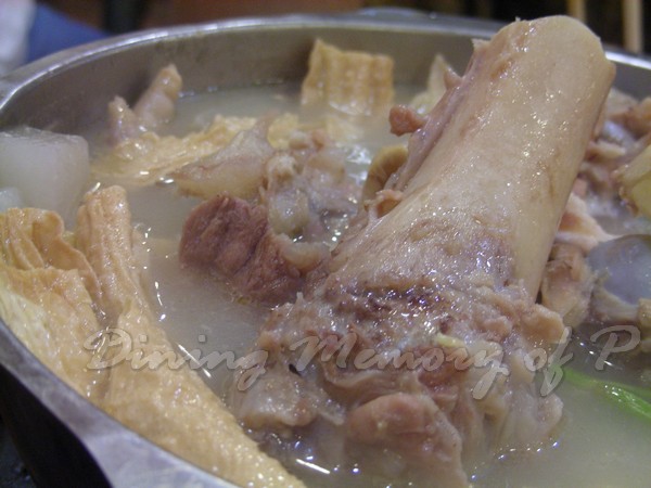 坤記煲仔小菜 -- 豬骨 (2)