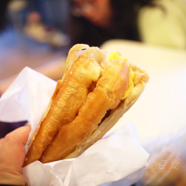 阜杭豆漿 - 薄燒餅夾油條煎蛋