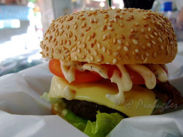 Pro Burger -- 180g漢堡