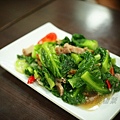 金龍泰國菜 -- 燒肉炒高麗菜苗