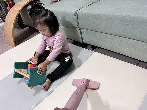 IMG_3642.JPG 超好用隨身吸塵器【SANSUI山水】輕淨吸迷你無線吸塵器+專用塵螨機 可無線手持 輕巧方便 居家車用清潔一機多用