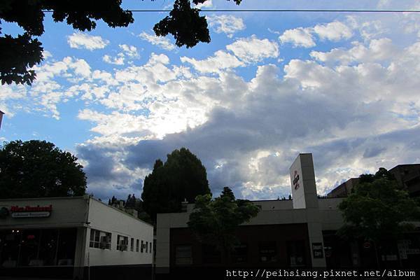 Blue sky at 7:00 pm