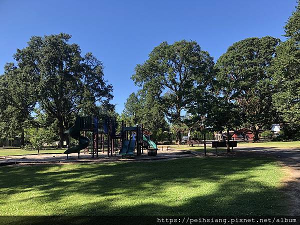 Fanno Creek Trail-Woodard Park