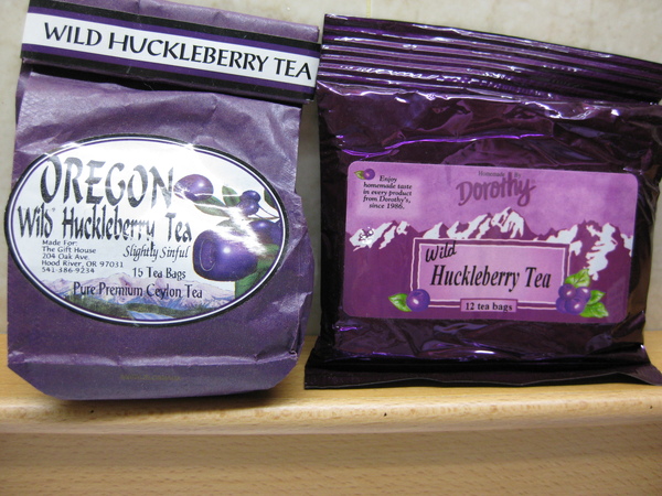wild huckleberry tea.JPG wild huckleberry tea.JPG