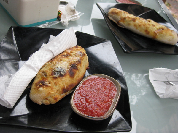 CALZONE