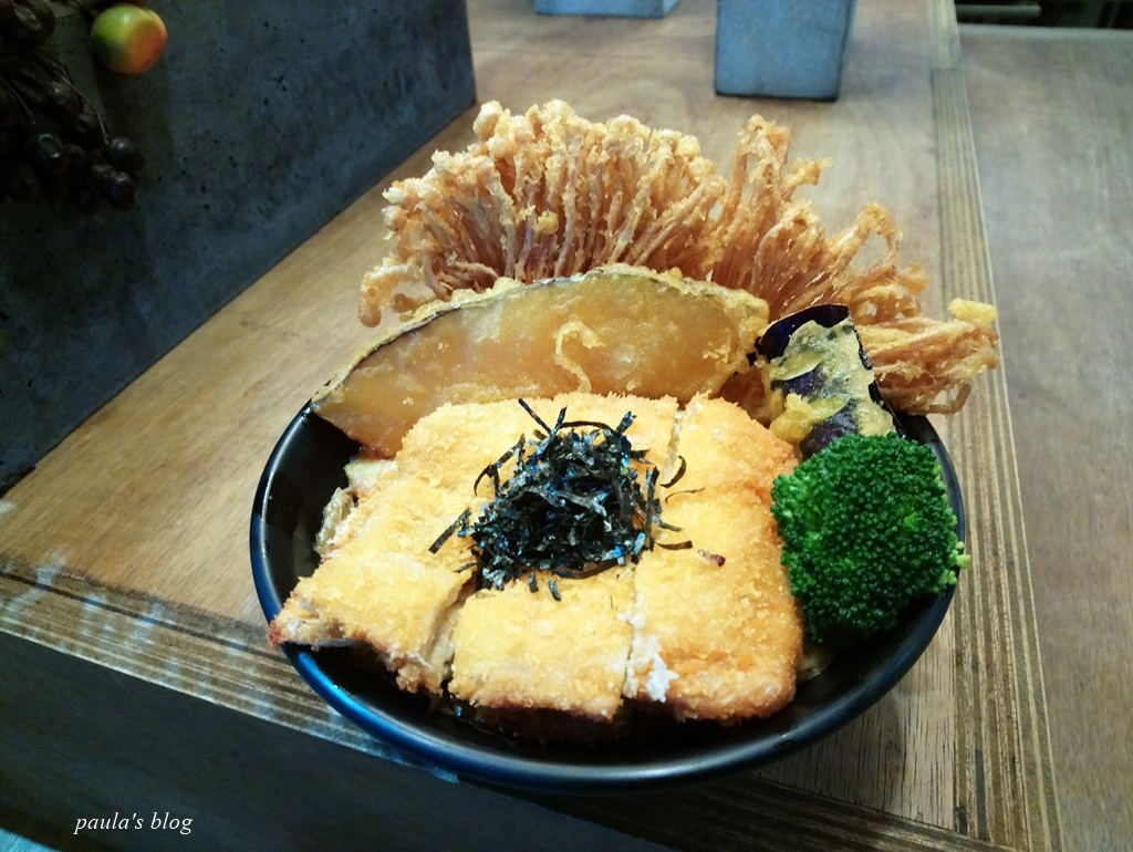 台中北區 井町日式蔬食料理 鍋燒麵 烏龍麵 冷麵 飯 炸物 鍋物 丼飯總類繁多超難選擇 Paula S Blog