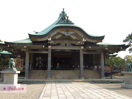 大阪城公園內的豐國神社，祭拜豐臣秀吉的