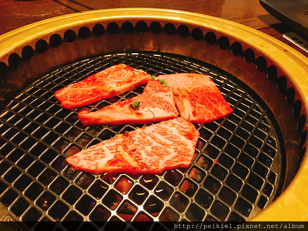 「多牛」福岡博多CP值高・人又多烤肉店