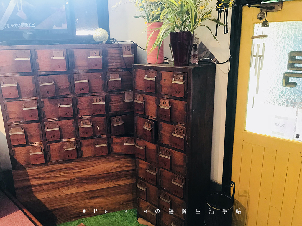 福岡的吉塚站的錢湯改造的柬埔寨餐廳