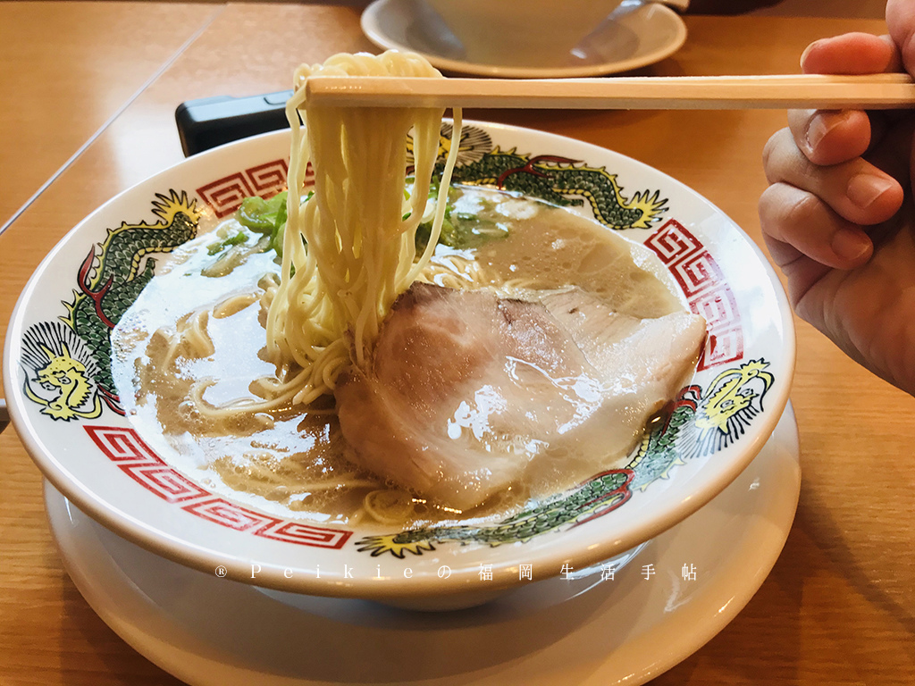 博多站前附近的一蘭系・幸ちゃん拉麵