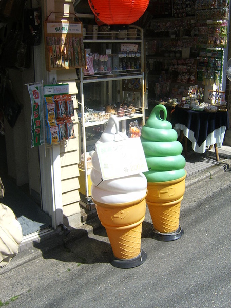 抹茶冰淇淋好像是清水寺路上的特色呢