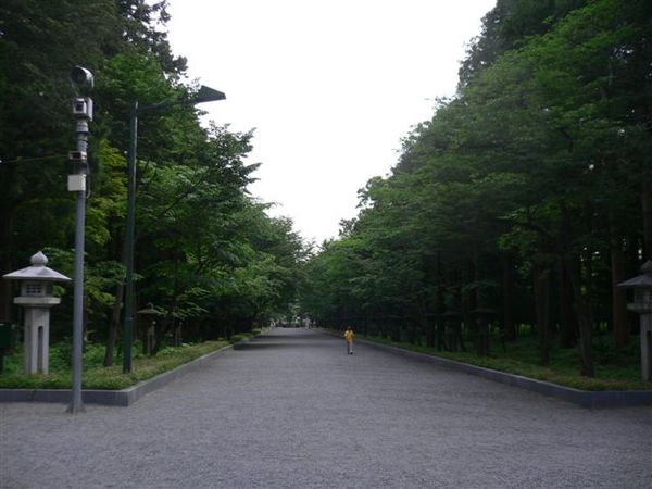 169_神宮前的石子路.JPG