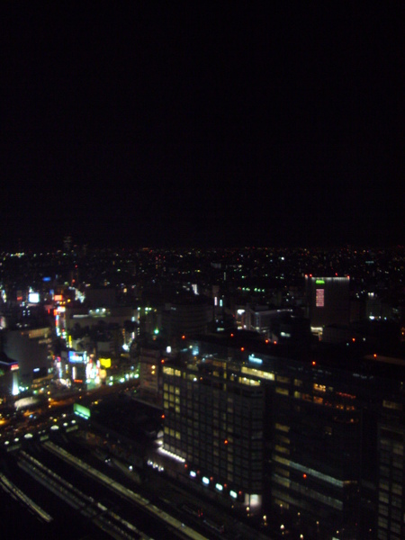 飯店房間外的夜景
