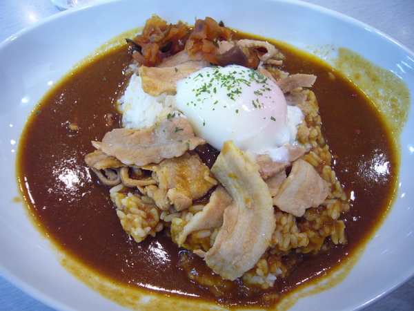 東京車站的午餐-咖哩飯