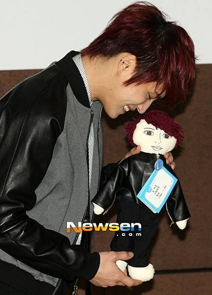 130305 unicef捐贈式@newsen (1)