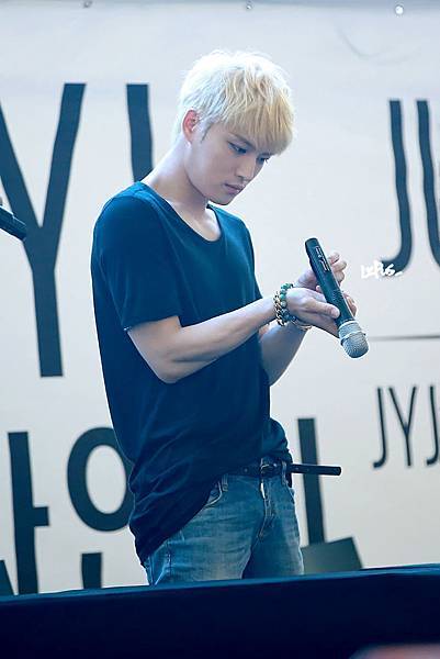 140811 JYJ《Just us》簽售會@LEPUS (26).jpg