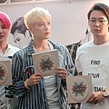 140811 JYJ《Just us》簽售會@JYJ_inToday (21).jpg