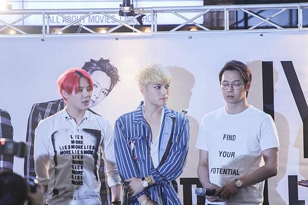 140811 JYJ《Just us》簽售會@Hyy (3).jpg