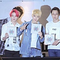 140811 JYJ《Just us》簽售會@Hyy (12).jpg