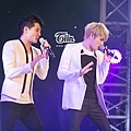 131024 JYJ越南亞運演唱會@tiin (20).jpg