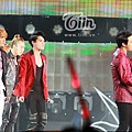 131024 JYJ越南亞運演唱會@tiin (33).jpg