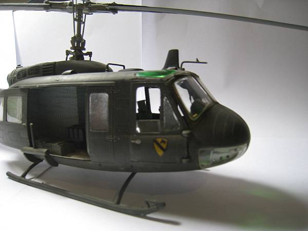 UH-1-9.JPG