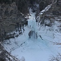 冬天的Taughannock  falls