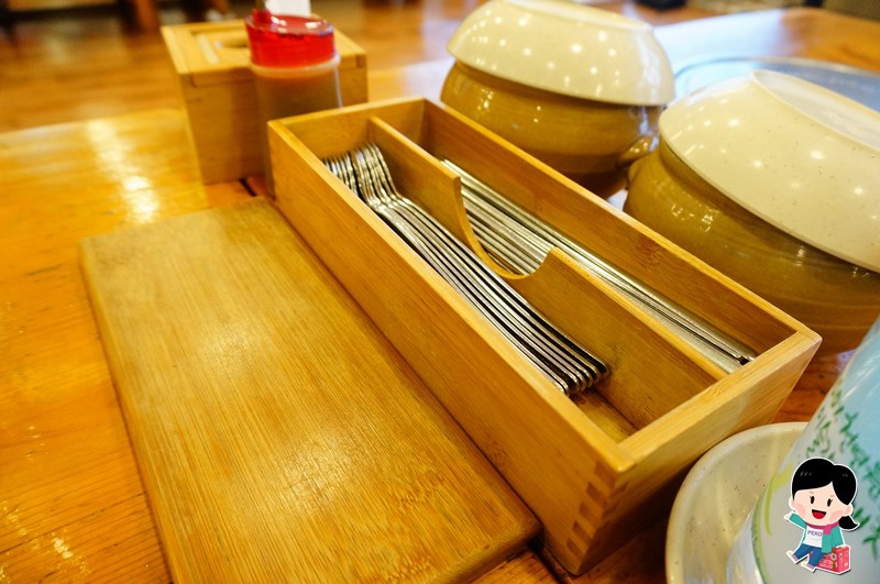 【韩国首尔美食】东庙。24小时马铃薯排骨汤