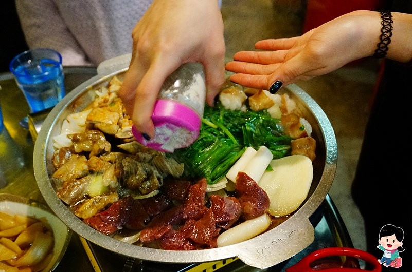 韓國必吃美食.烤腸店.차칸곱창.弘大烤腸.韓國烤牛腸.弘大美食推薦.弘大餐廳推薦.弘大必吃美食.韓國自由行2016. 韓國必吃美食.烤腸店.차칸곱창.弘大烤腸.韓國烤牛腸.弘大美食推薦.弘大餐廳推薦.弘大必吃美食.韓國自由行2016.