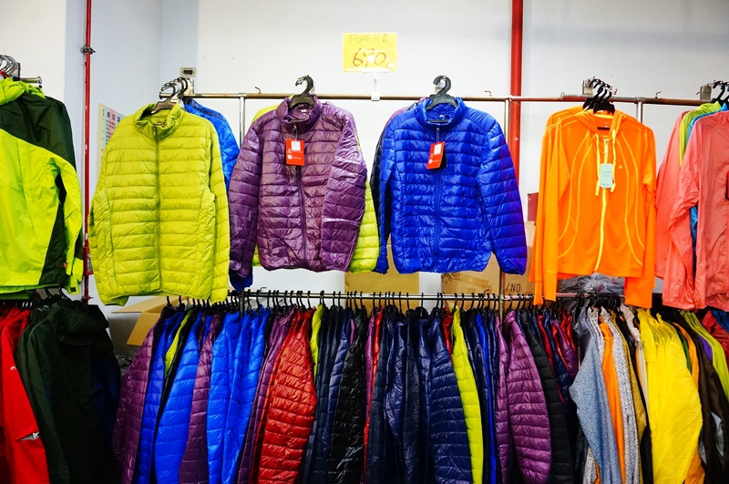 板橋特賣會.板樹體育館特賣會.拍手童裝.雪衣.雪褲.四季廠拍 板橋特賣會.板樹體育館特賣會.拍手童裝.雪衣.雪褲.四季廠拍