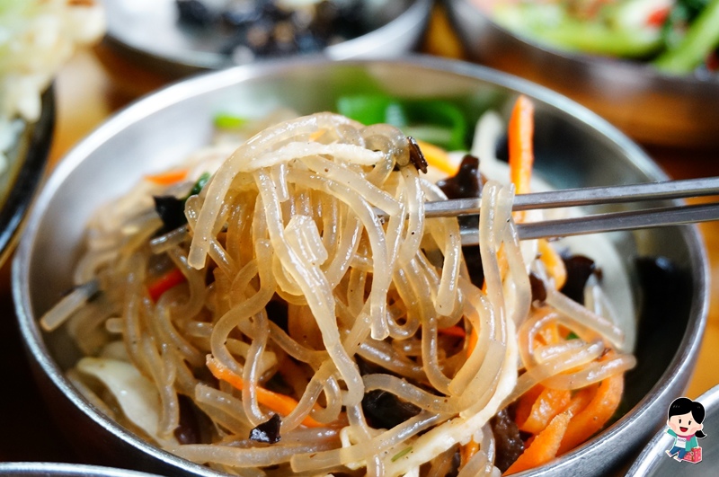 大邱美食.大邱旅遊.大邱拌飯.釜鍋拌飯.韓式釜飯.大邱韓式拌飯.