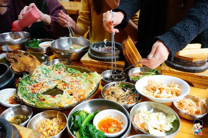 大邱美食.大邱旅遊.大邱拌飯.釜鍋拌飯.韓式釜飯.大邱韓式拌飯.