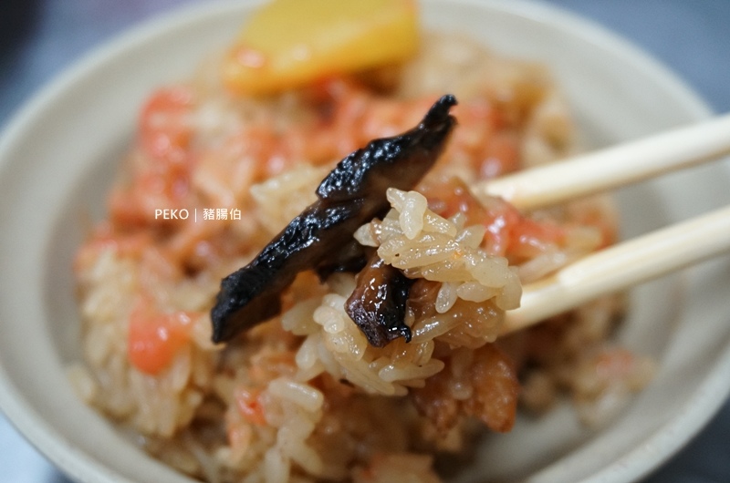 板橋美食.江子翠美食.江子翠宵夜.豬腸伯.豬腸伯油飯.豬腸伯四神湯.腸中腸.板橋四神湯.