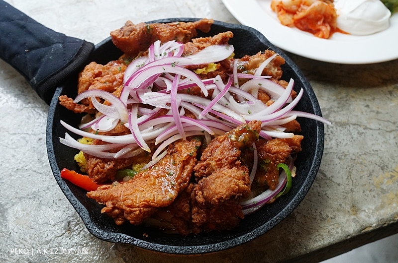 西門町美食.西門町餐廳.A.K.12 美式小館.台北美式餐廳.寵物友善餐廳.西門町聚餐.西門町美式餐廳.