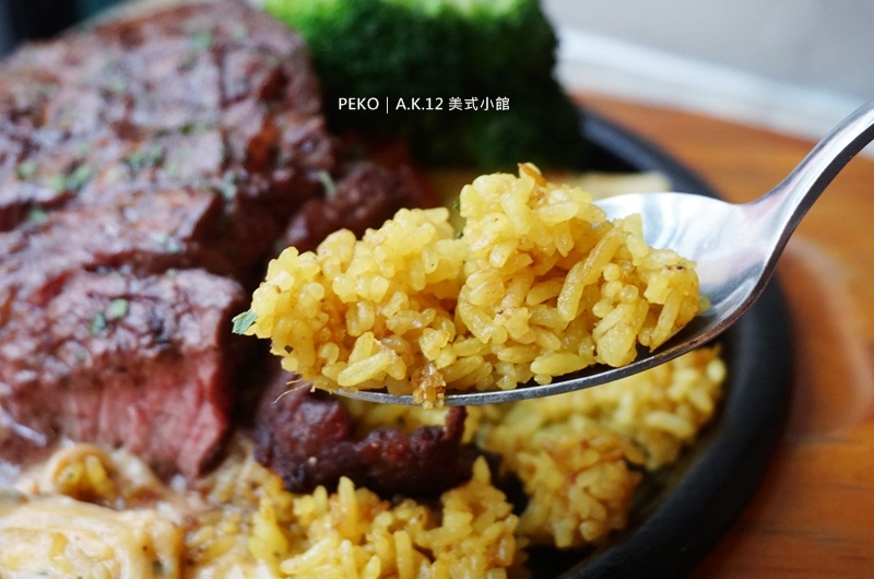 西門町美食.西門町餐廳.A.K.12 美式小館.台北美式餐廳.寵物友善餐廳.西門町聚餐.西門町美式餐廳.