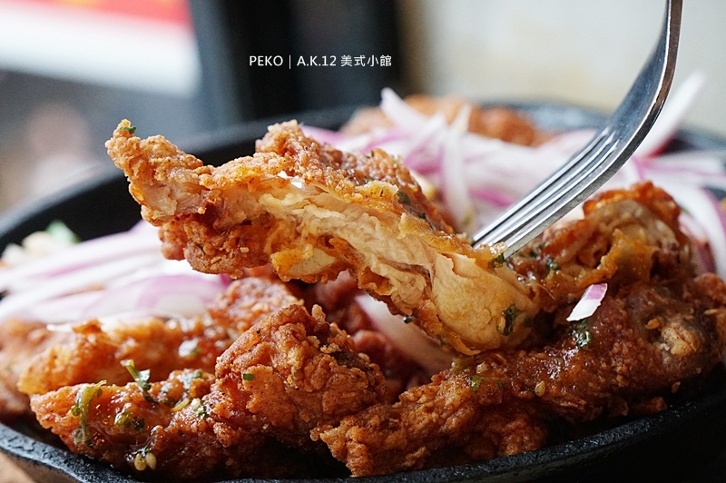 西門町美食.西門町餐廳.A.K.12 美式小館.台北美式餐廳.寵物友善餐廳.西門町聚餐.西門町美式餐廳.
