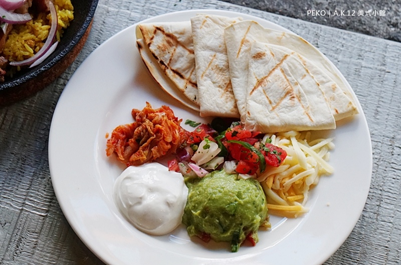 西門町美食.西門町餐廳.A.K.12 美式小館.台北美式餐廳.寵物友善餐廳.西門町聚餐.西門町美式餐廳.