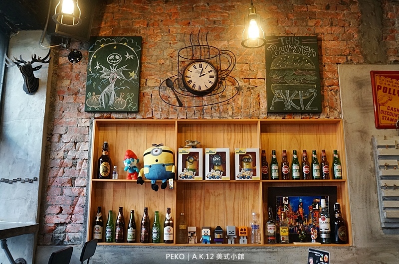 西門町美食.西門町餐廳.A.K.12 美式小館.台北美式餐廳.寵物友善餐廳.西門町聚餐.西門町美式餐廳.