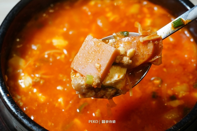 圓夢炸雞.西門町美食.西門町韓式料理.西門町炸雞.西門韓式炸雞.圓夢炸雞菜單.圭賢炸雞.台北韓式炸雞.台北韓式料理. 圓夢炸雞.西門町美食.西門町韓式料理.西門町炸雞.西門韓式炸雞.圓夢炸雞菜單.圭賢炸雞.台北韓式炸雞.台北韓式料理.