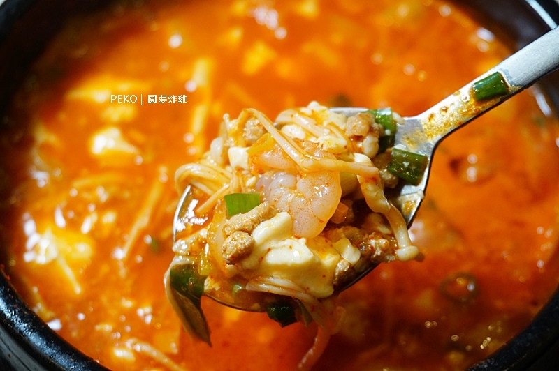 圓夢炸雞.西門町美食.西門町韓式料理.西門町炸雞.西門韓式炸雞.圓夢炸雞菜單.圭賢炸雞.台北韓式炸雞.台北韓式料理. 圓夢炸雞.西門町美食.西門町韓式料理.西門町炸雞.西門韓式炸雞.圓夢炸雞菜單.圭賢炸雞.台北韓式炸雞.台北韓式料理.