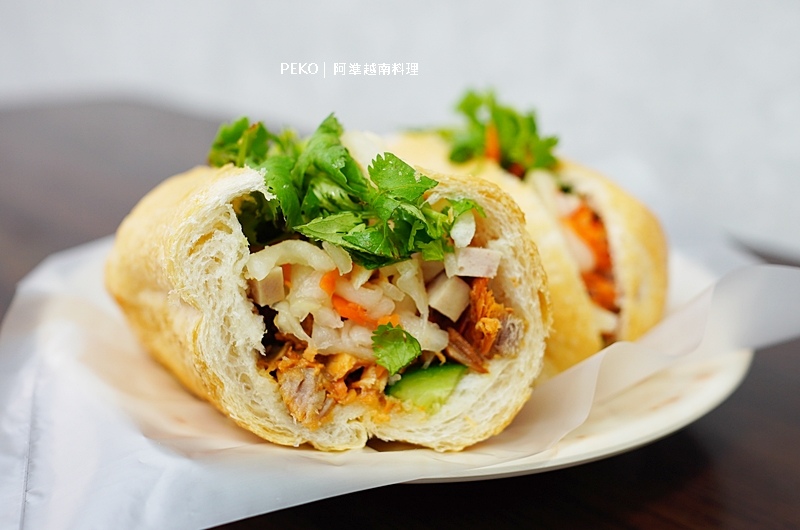 [吃喝] 阿準越南料理。越南麵包、河粉