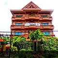 hotel_front_view