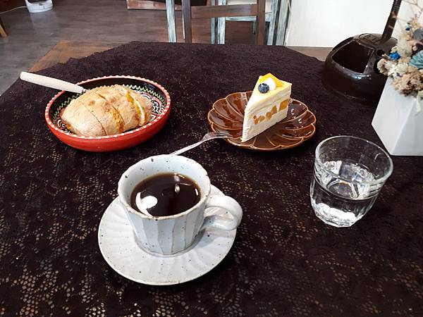 [食記] 臺南 東區 緩緩咖啡