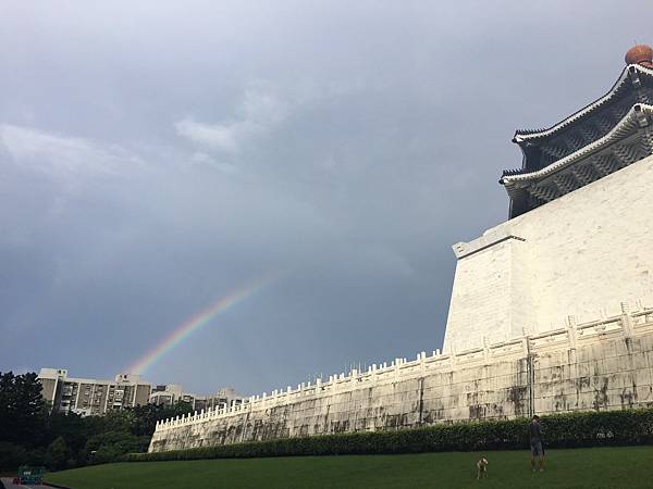 格薩爾王加持天空雙彩虹現.jpg 格薩爾王加持天空雙彩虹現.jpg