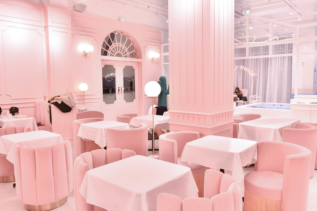 Pink Pool Cafe