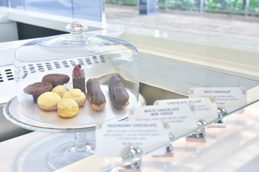 Lady M-21.jpg Lady M-21.jpg