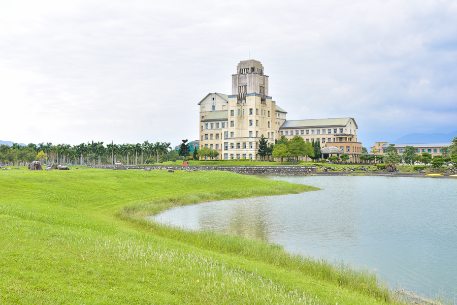 東華大學