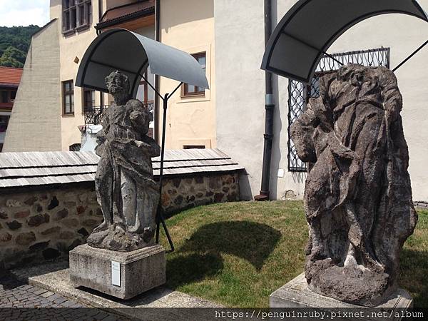 S__72532026 S__72532026