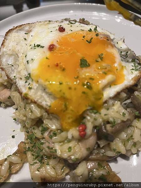 S__81223684 S__81223684