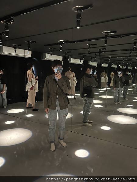 S__81543184 S__81543184